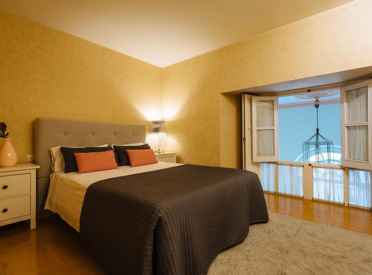 Pajaritos Suite Apartment - Private Parking Included Seville Exterior photo